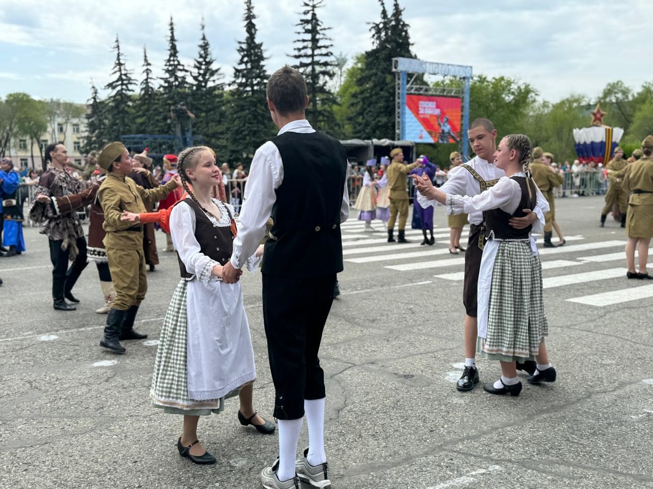 Избражения для 80-летию Великой Победы посвящается