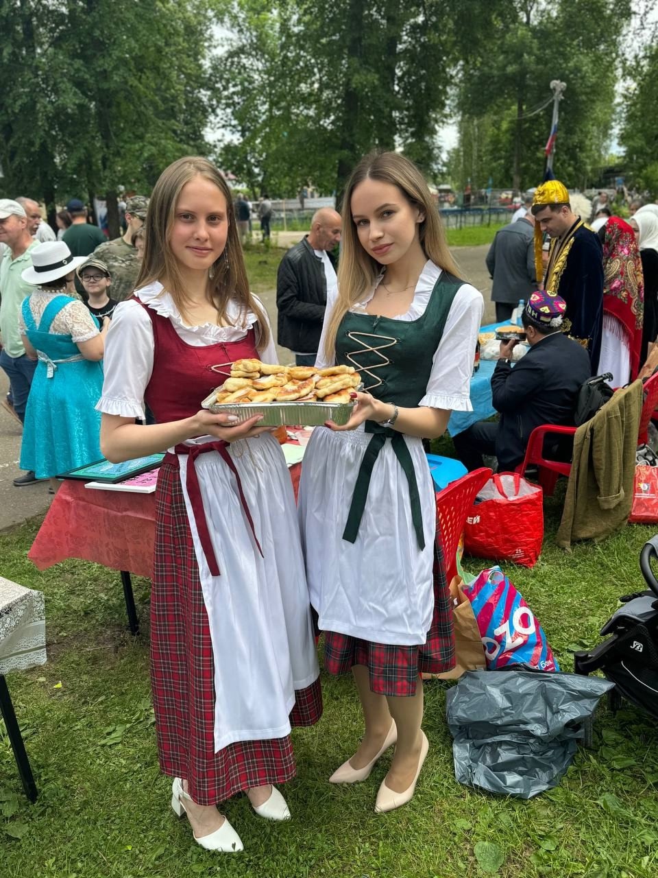 Избражения для Еда объединяет