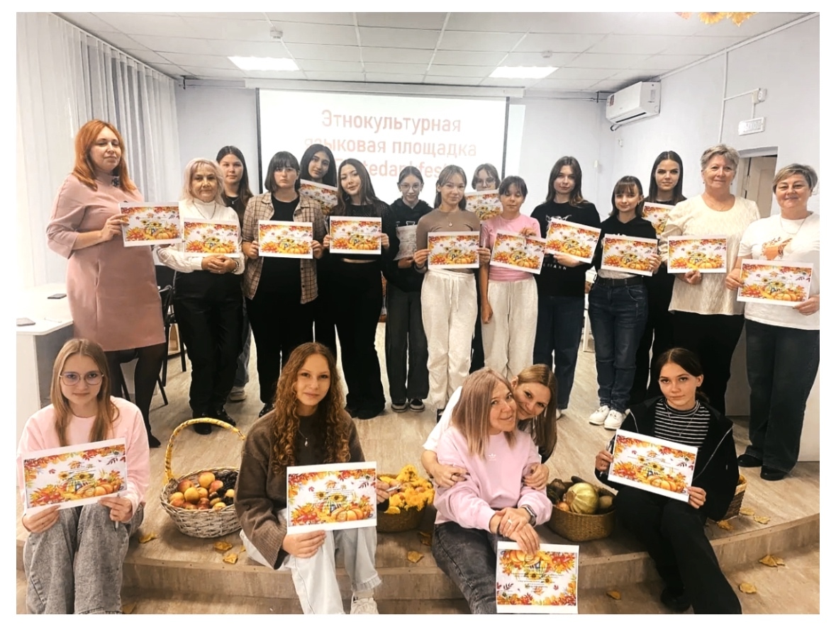 Избражения для Языковая площадка в Марксе объединила юные таланты