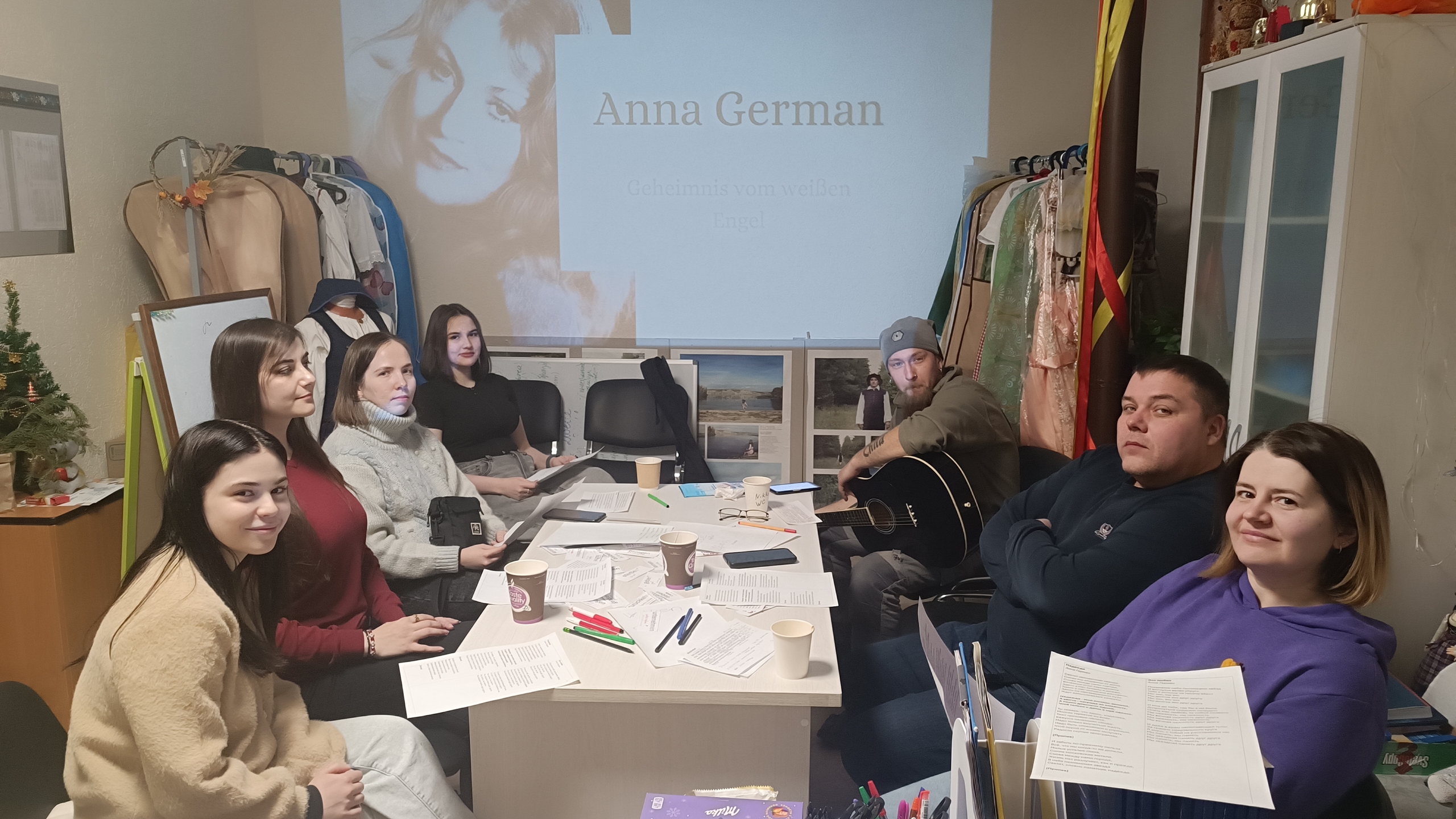 Избражения для «Покроется небо пылинками звёзд…»