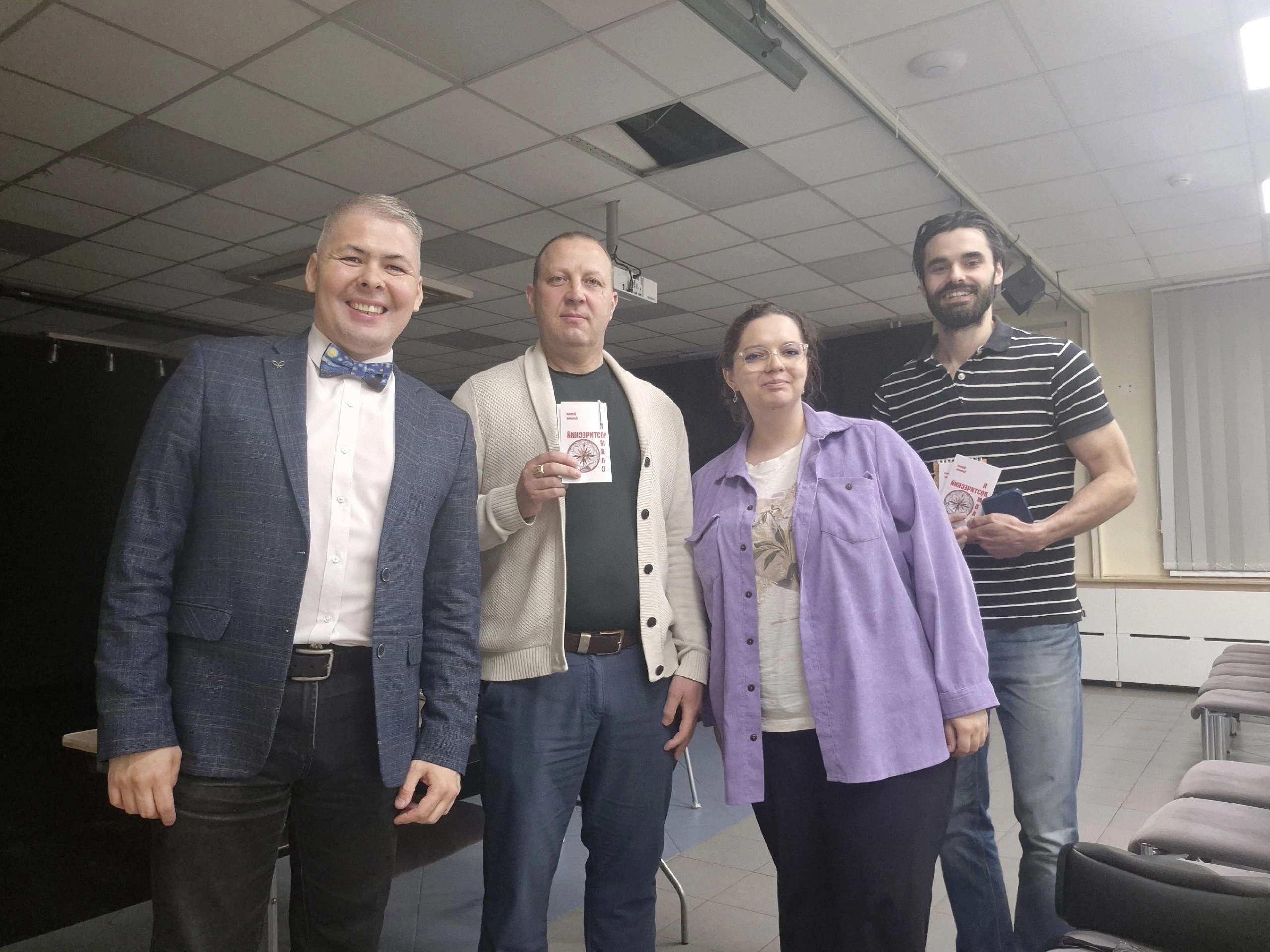 Избражения для Как Павел Блюме вел за собой… по карте, по рифме и по душе